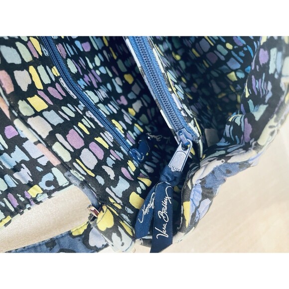 Vera Bradley Indigo Pop Quilted Shoulder Tote Bag – Retired Pattern - Picture 14 of 16